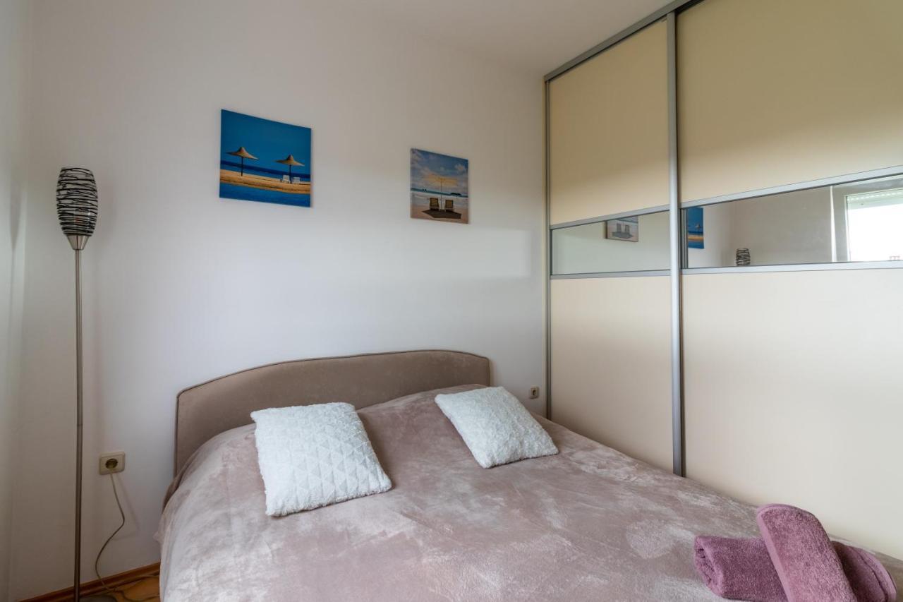 Apartment Ben1 Pula Bagian luar foto