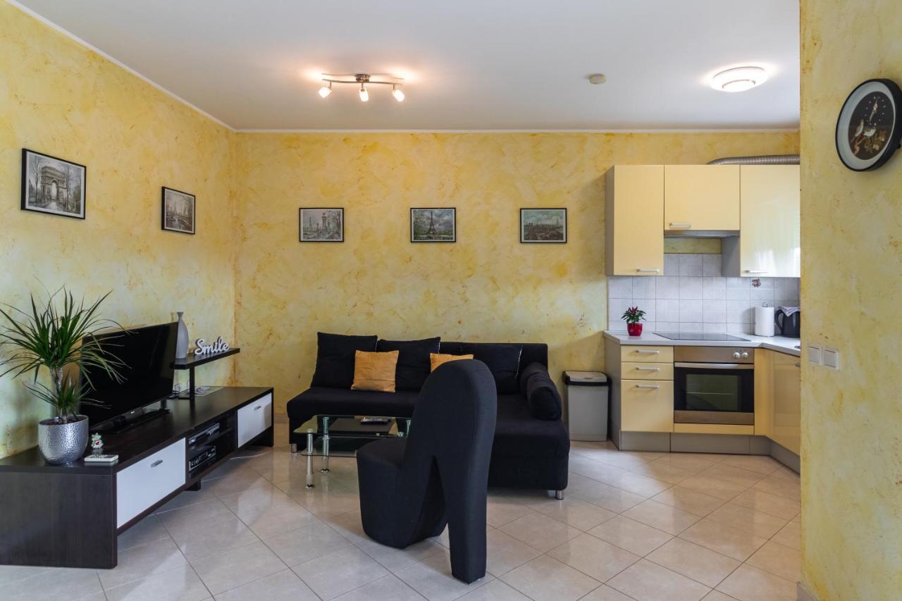 Apartment Ben1 Pula Bagian luar foto